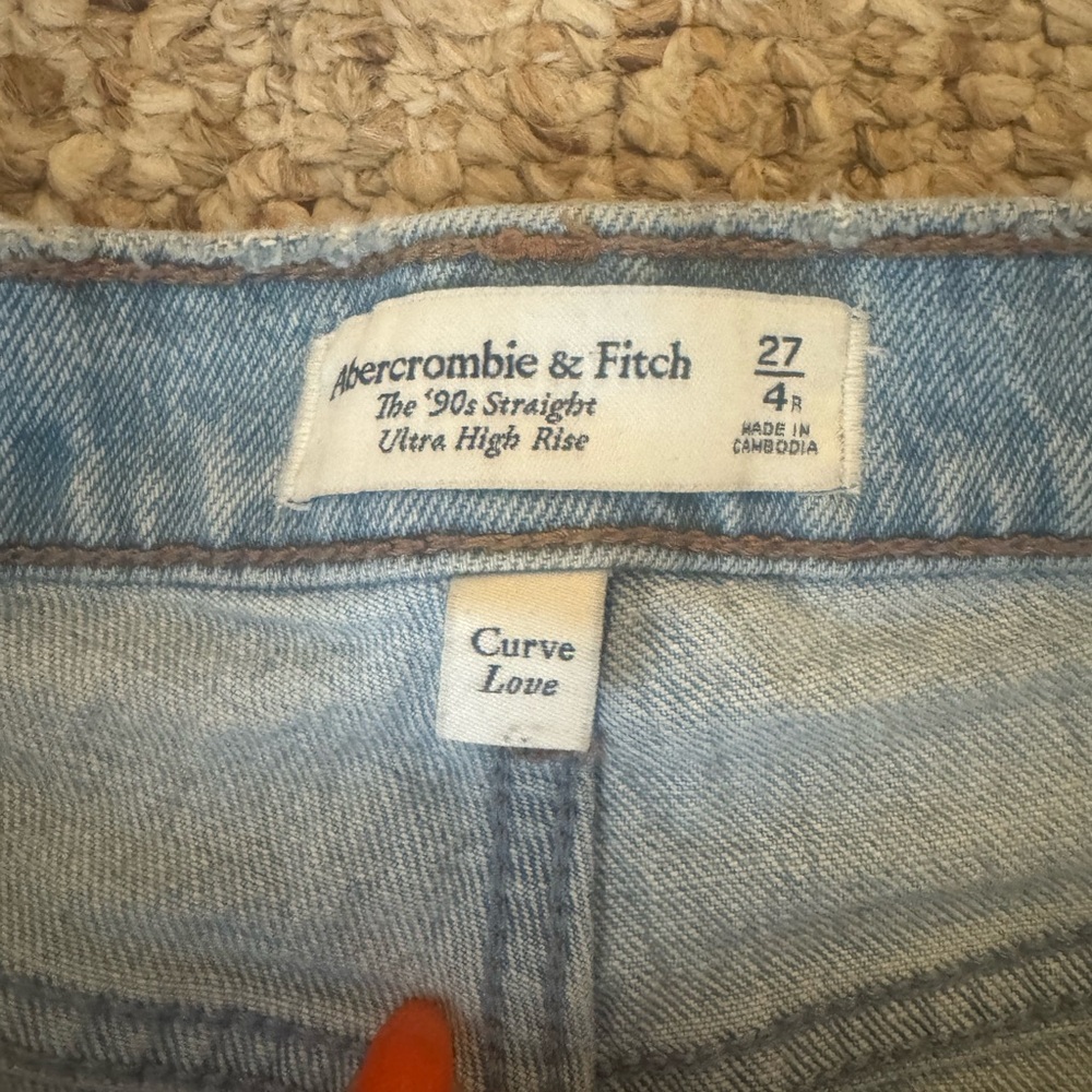 Abercrombie & Fitch curve love ultra high rise 90s straight